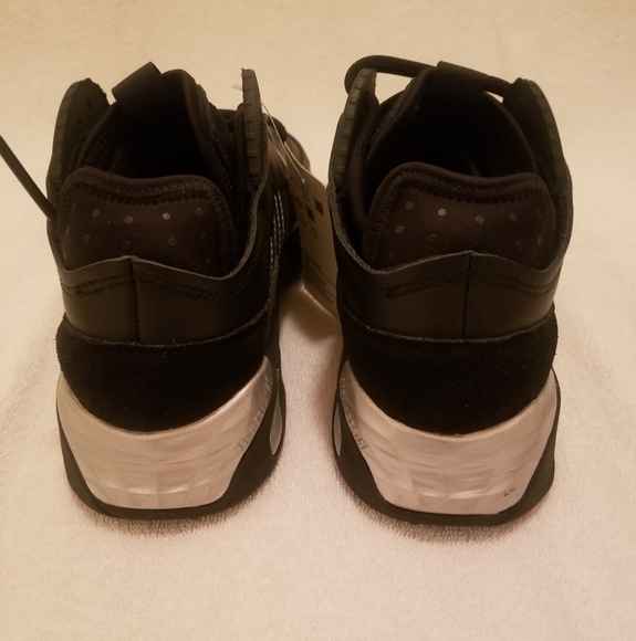 Adidas Streetball - Picture 4 of 6